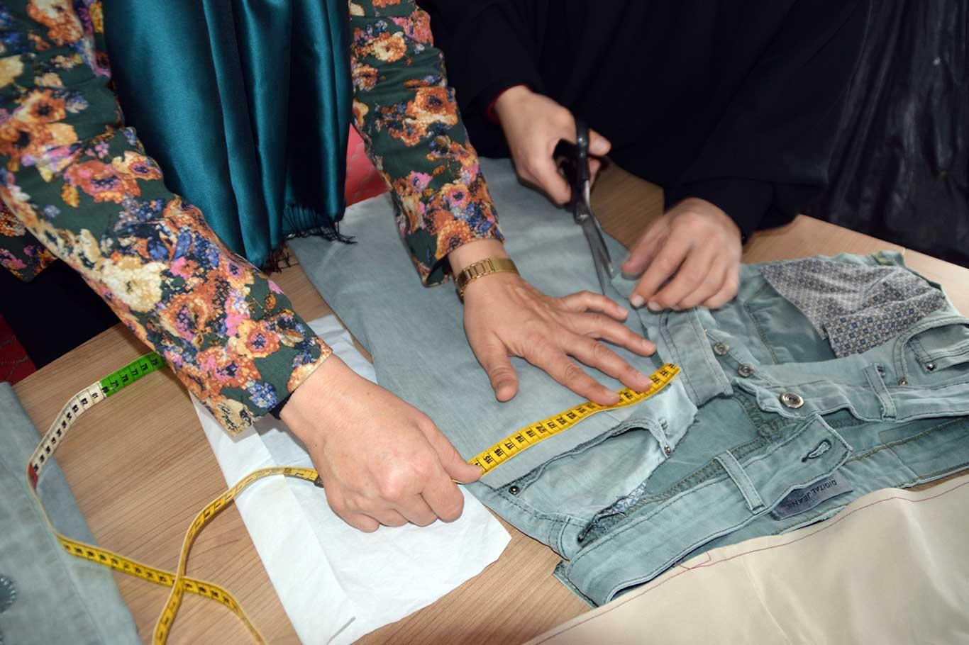 Ağrılı kadınlar ADEM'le ev ekonomilerine katkı sağlıyorlar